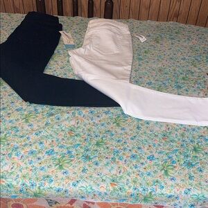 2 pairs of Old Navy Rockstar Jeans (10p)(nwt)